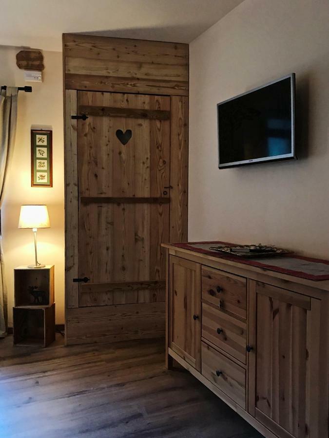 San Marco Farmhouse With A View. Sauze D'Oulx Bagian luar foto
